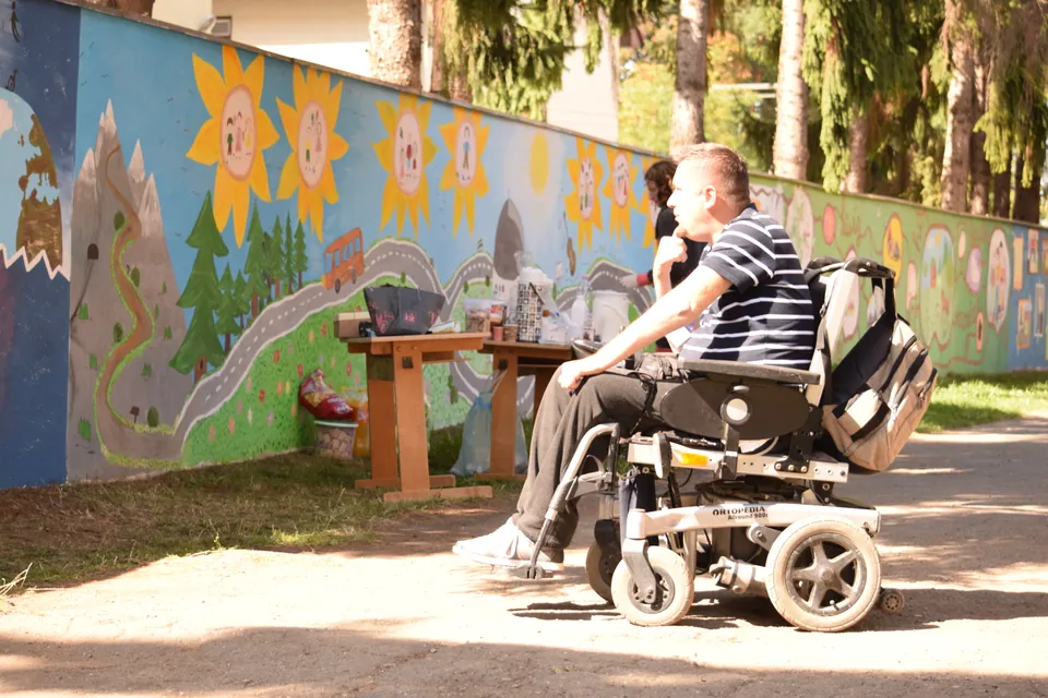 A community mural from the Fessünk Álmokat programme
